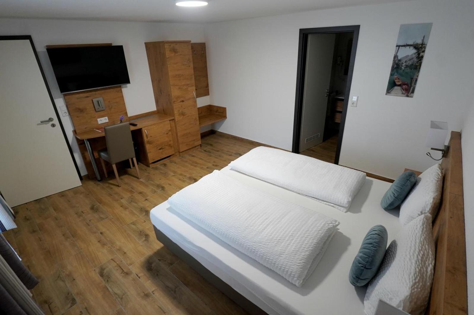 Hotel 7 Winden Spaichingen Экстерьер фото